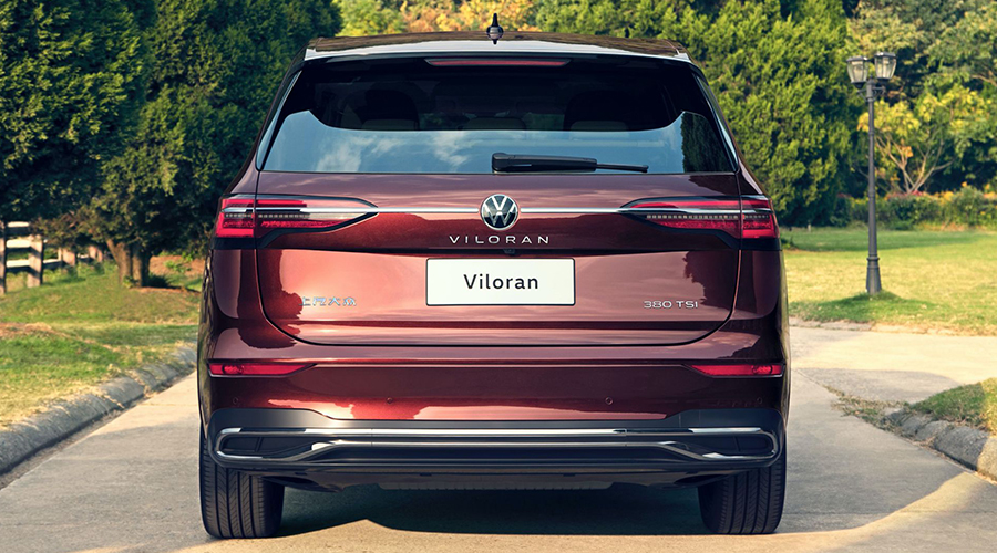 volkswagen-viloran-2023-duoi-xe