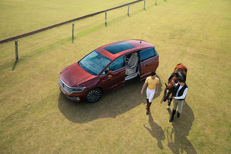 volkswagen-viloran-2023